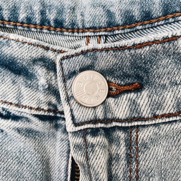 BDG low - mid rise patchwork straight relaxed leg jeans - Picture 4 of 14